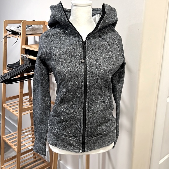 lululemon athletica Tops - LULULEMON SCUBA HOODIE